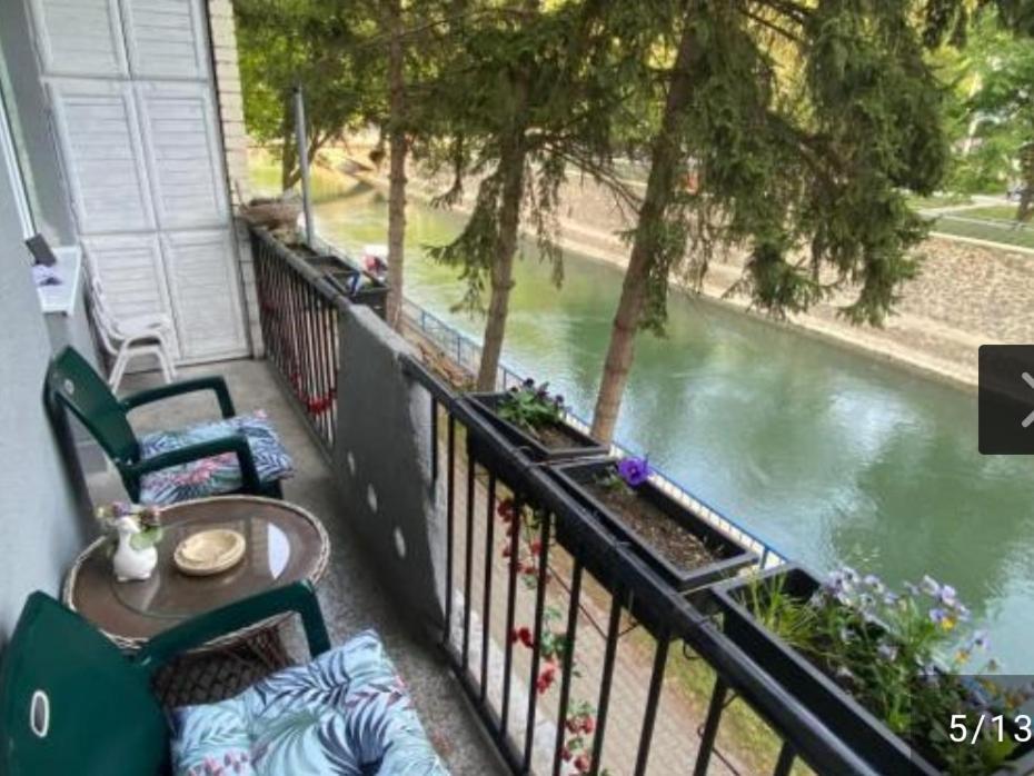 Apartman Bogdan Čačak Buitenkant foto