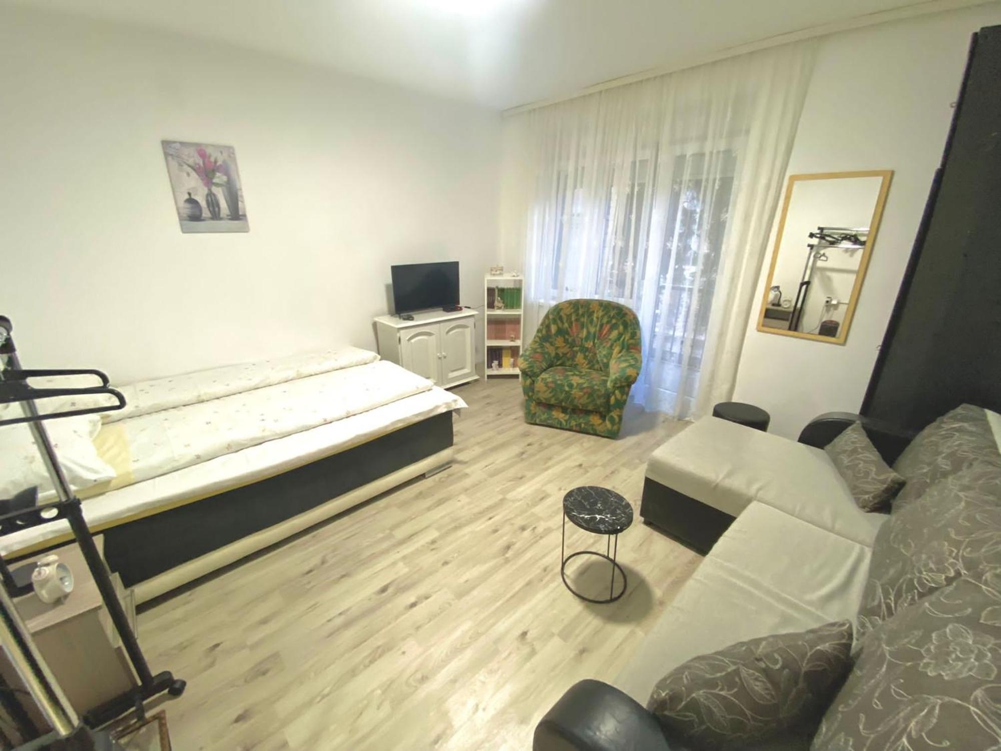 Apartman Bogdan Čačak Buitenkant foto